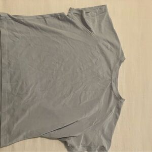 Skims Raglan crop tee